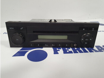 : фото в шапке страницы