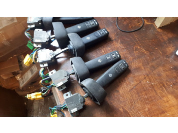 : фото в шапке страницы