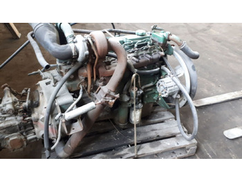 : фото в шапке страницы