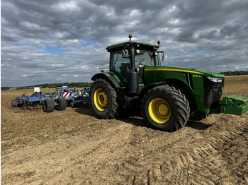 John Deere 8335 R AutoPower 50 km/h 370 PS в лизинг John Deere 8335 R AutoPower 50 km/h 370 PS: фото 2