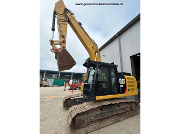 : фото в шапке страницы