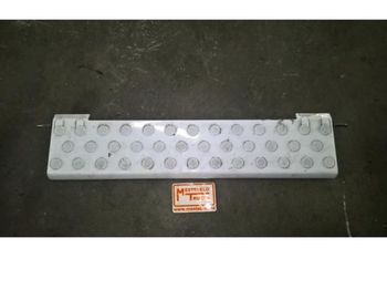 : фото в шапке страницы