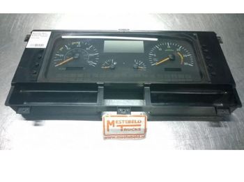 : фото в шапке страницы