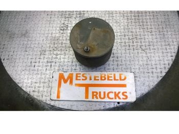 : фото в шапке страницы