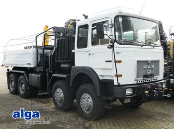 : фото в шапке страницы