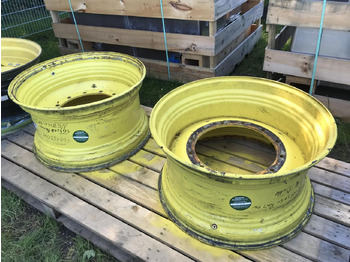 : фото в шапке страницы