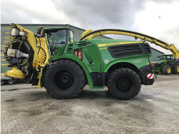 Кормоуборочный комбайн JOHN DEERE 8600