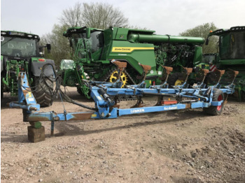 : фото в шапке страницы