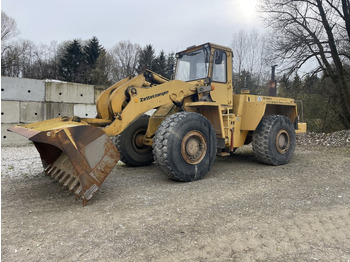 : фото в шапке страницы