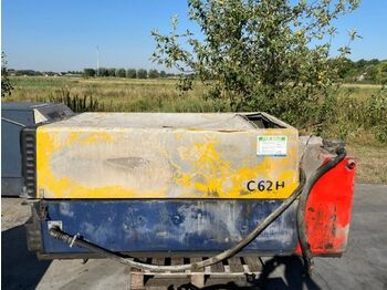: фото в шапке страницы