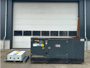 : фото в шапке страницы