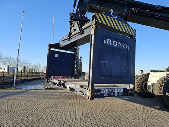 : фото в шапке страницы