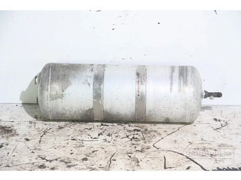 : фото в шапке страницы