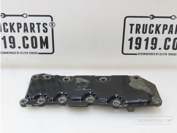 : фото в шапке страницы