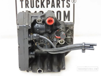 : фото в шапке страницы