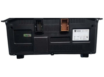 : фото в шапке страницы