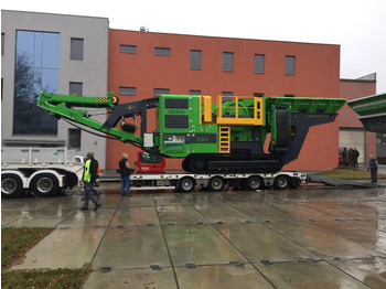 : фото в шапке страницы