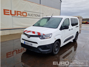 Фургон TOYOTA Proace