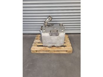 : фото в шапке страницы