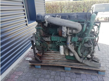 : фото в шапке страницы