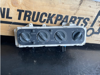 : фото в шапке страницы