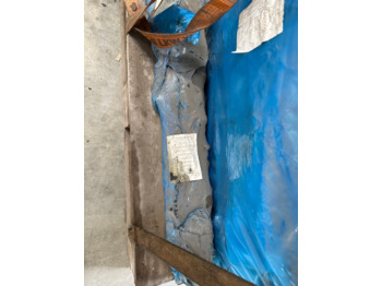 : фото в шапке страницы