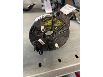 : фото в шапке страницы