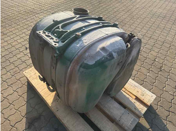 : фото в шапке страницы