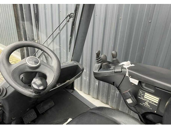 : фото в шапке страницы