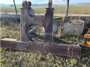 : фото в шапке страницы