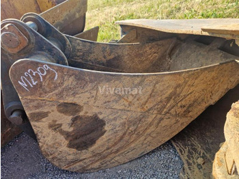: фото в шапке страницы