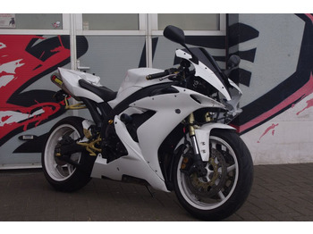 Мотоцикл Yamaha YZF R1 RN12 Akrapovic Unfall: фото 1 Мотоцикл Yamaha YZF R1 RN12 Akrapovic Unfall: фото 1