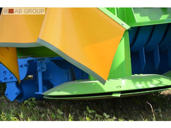 : фото в шапке страницы