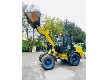 Колёсный погрузчик CATERPILLAR 908H