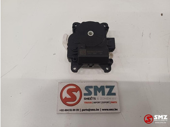 : фото в шапке страницы