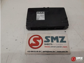 : фото в шапке страницы