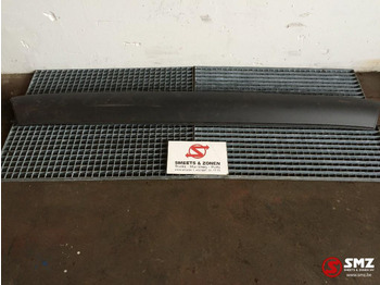 : фото в шапке страницы