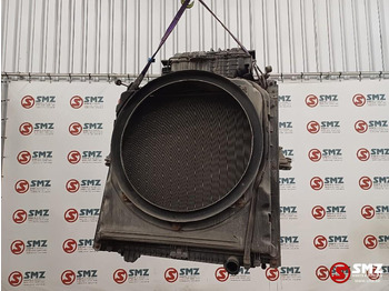 : фото в шапке страницы