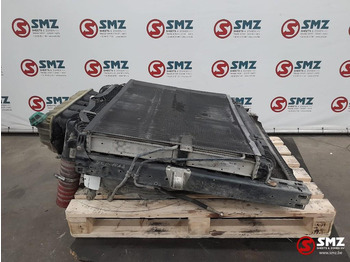 : фото в шапке страницы