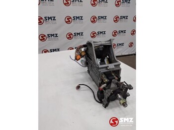 : фото в шапке страницы