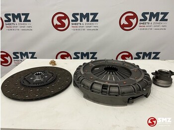 : фото в шапке страницы