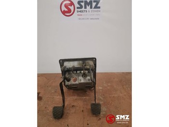 : фото в шапке страницы