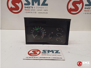 : фото в шапке страницы