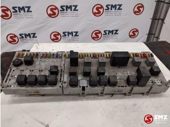 : фото в шапке страницы