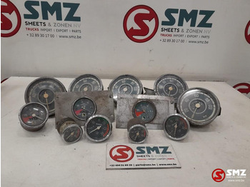 : фото в шапке страницы