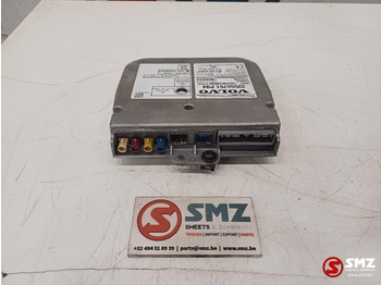 : фото в шапке страницы