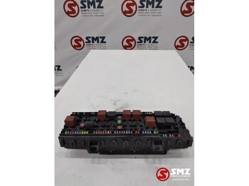 : фото в шапке страницы