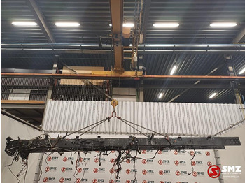 : фото в шапке страницы