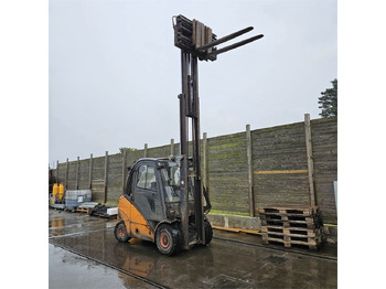 : фото в шапке страницы