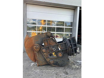 : фото в шапке страницы